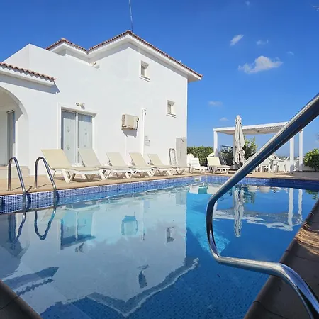 Vila Harsha Ayia Napa